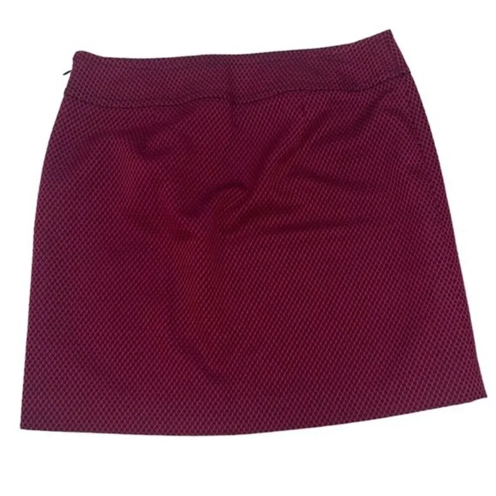 ANN TAYLOR LOFT Petite Diamond Cut Pattern Skirt